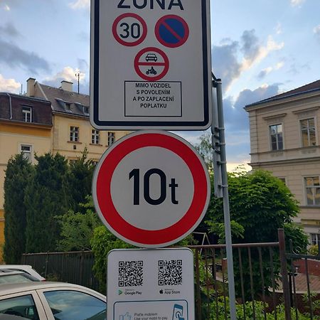 Excellent Apartments Central 3 Min Walk From The Colonnade Karlsbad Exteriör bild