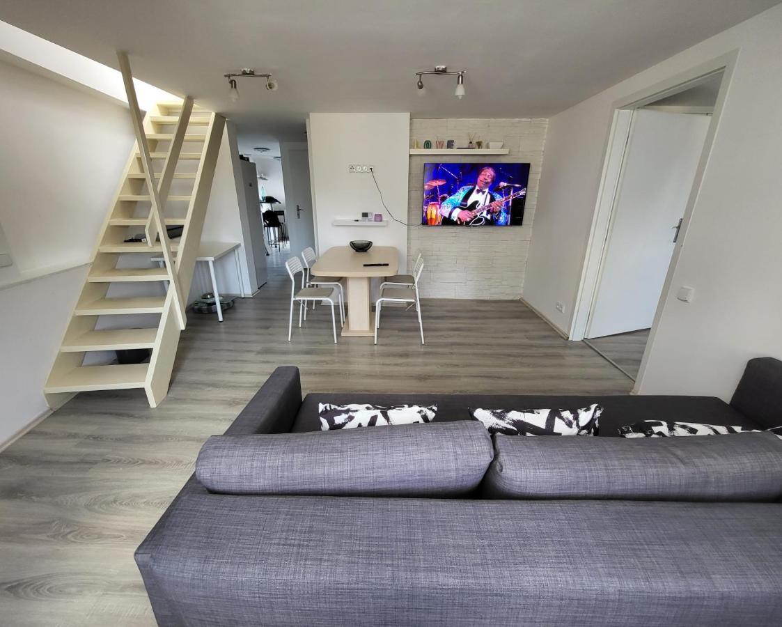 Excellent Apartments Central 3 Min Walk From The Colonnade Karlsbad Exteriör bild
